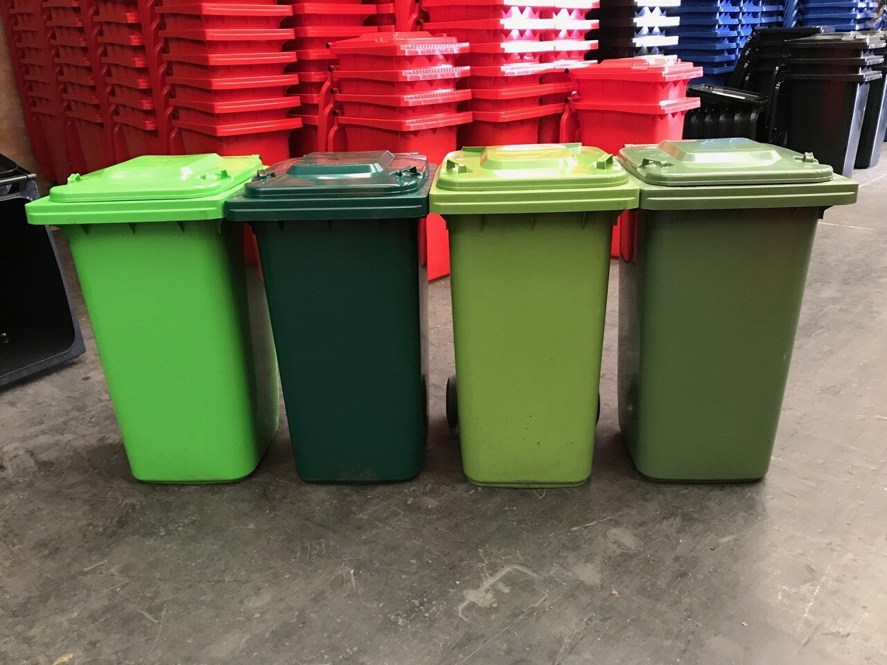 240 lt Plastik Çöp Konteyneri